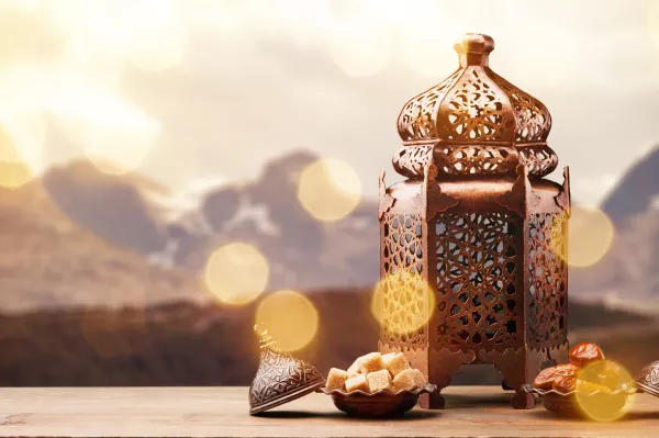 Bronze Ramadhan Lamp With Islamic Rosary